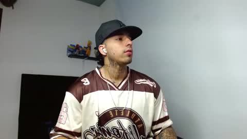 Snapshot of darius_phoenix chatting on 01/15/26, 08:56 Darius Phoenix online show from 01/15/26, 08:56