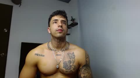 Snapshot of darius_phoenix chatting on 02/02/26, 11:14 Darius Phoenix online show from 02/02/26, 11:14