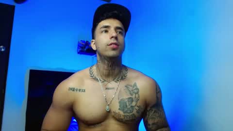 Snapshot of darius_phoenix chatting on 02/11/26, 08:25 Darius Phoenix online show from 02/11/26, 08:25