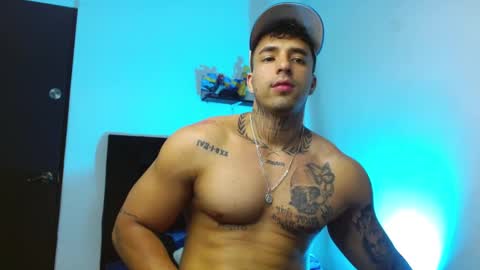 Snapshot of darius_phoenix chatting on 02/12/26, 08:37 Darius Phoenix online show from 02/12/26, 08:37