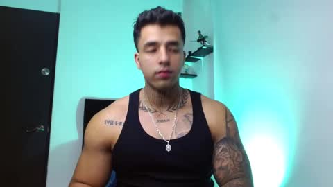 Snapshot of darius_phoenix chatting on 02/18/26, 07:54 Darius Phoenix online show from 02/18/26, 07:54