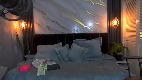 dark_dominika online show from 06/03/26, 12:52