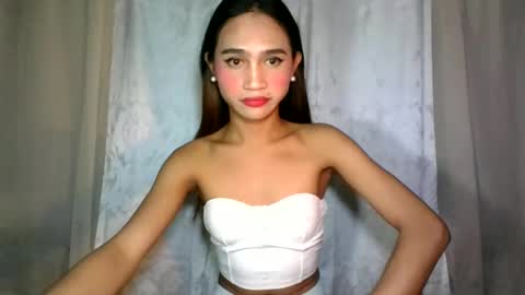 Snapshot of dark_hurohuro19 chatting on 01/13/25, 05:12 LIANNA online show from 01/13/25, 05:12