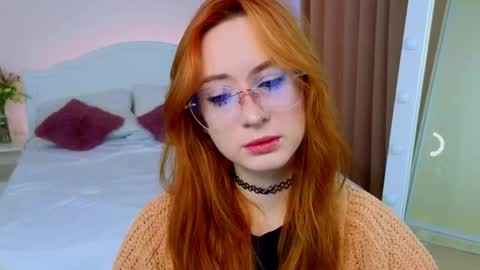 Lola online show from 04/13/26, 02:06