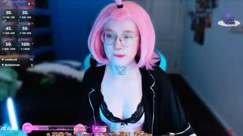 Snapshot of dark_lucious chatting on 02/22/25, 04:30 Lucious Foijieh online show from 02/22/25, 04:30