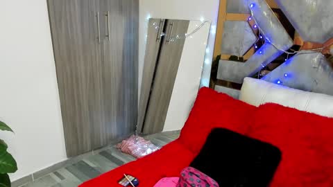 CELESTE online show from 01/04/25, 07:34