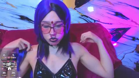 dark_nina__ online show from 05/28/26, 02:31