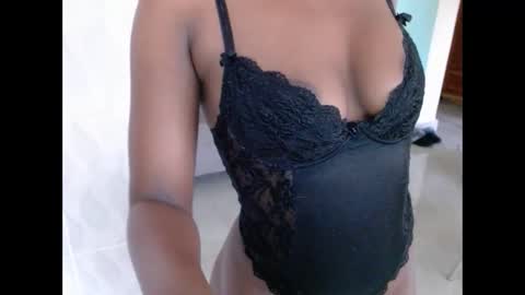 dark_qween online show from 03/05/25, 03:18