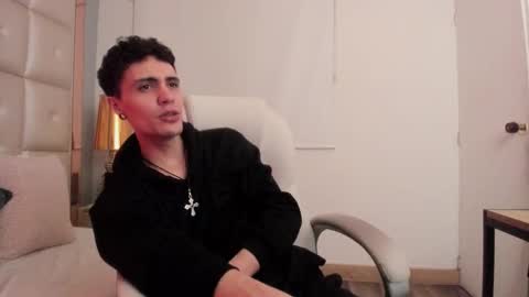 dark_sun333 online show from 01/06/26, 11:51