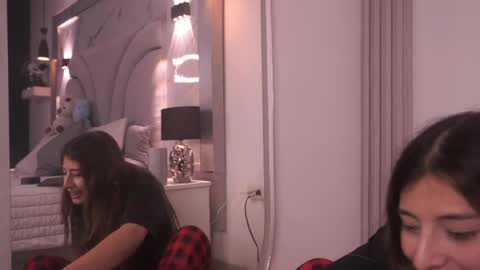 Angel Darcy  online show from 03/31/26, 01:51