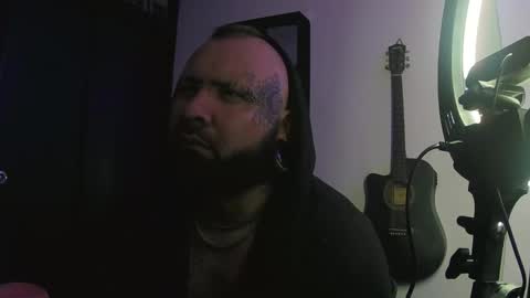 darkclothes online show from 01/09/25, 07:42