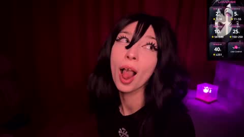 Yuu online show from 02/05/25, 11:28