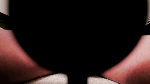 Snapshot of darkhotlove chatting on 11/13/25, 02:32 darkhotlove online show from 11/13/25, 02:32