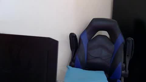 Darkkras online show from 05/19/26, 02:01