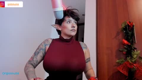 Snapshot of darknes_lilith18 chatting on 12/25/24, 02:14 darknes_lilith18 online show from 12/25/24, 02:14