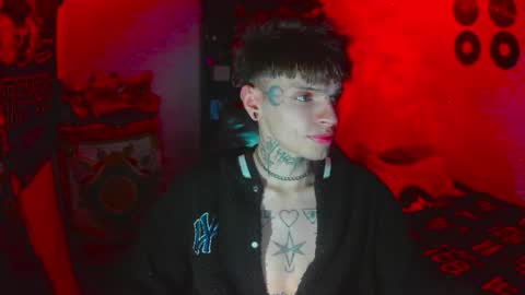 Snapshot of darkness_prince_x chatting on 09/09/25, 02:44 online show from 09/09/25, 02:44