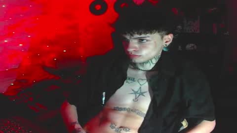 Snapshot of darkness_prince_x chatting on 09/18/25, 07:10 online show from 09/18/25, 07:10