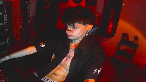 Snapshot of darkness_prince_x chatting on 11/06/25, 04:46 online show from 11/06/25, 04:46