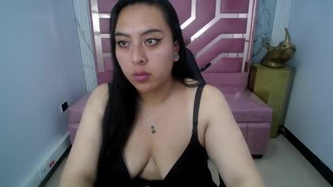 Snapshot of darknyx_ch1 chatting on 11/19/25, 10:54 darknyx ch1 online show from 11/19/25, 10:54