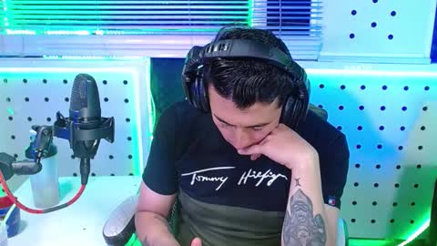 Snapshot of darko0717 chatting on 01/18/26, 01:42 DARKO0717 online show from 01/18/26, 01:42