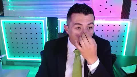 Snapshot of darko0717 chatting on 02/11/26, 11:37 DARKO0717 online show from 02/11/26, 11:37