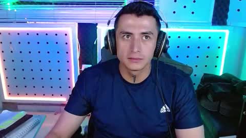 Snapshot of darko0717 chatting on 02/17/26, 02:08 DARKO0717 online show from 02/17/26, 02:08