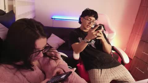 Snapshot of darkpleasuress chatting on 09/09/25, 06:57 darkpleasuress online show from 09/09/25, 06:57