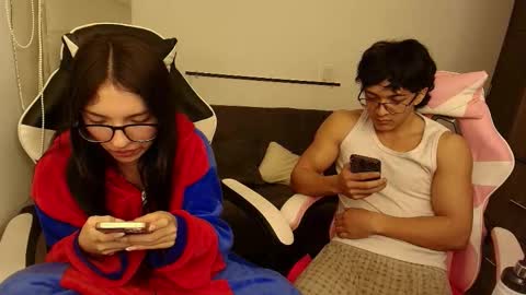 Snapshot of darkpleasuress chatting on 11/21/25, 06:56 darkpleasuress online show from 11/21/25, 06:56