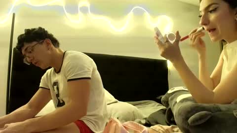 Snapshot of darkpleasuress chatting on 12/16/25, 07:13 darkpleasuress online show from 12/16/25, 07:13