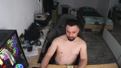 darkschneider_ online show from 04/22/26, 10:44