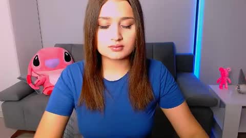 Amelie online show from 06/07/26, 04:00