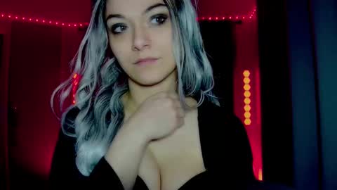 roseredgoddess online show from 03/08/26, 04:16