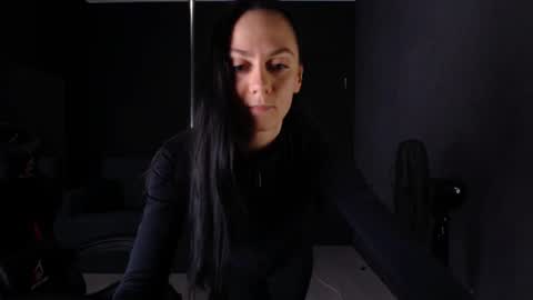 Snapshot of darkspark_ chatting on 11/01/25, 11:01 darkspark_ online show from 11/01/25, 11:01