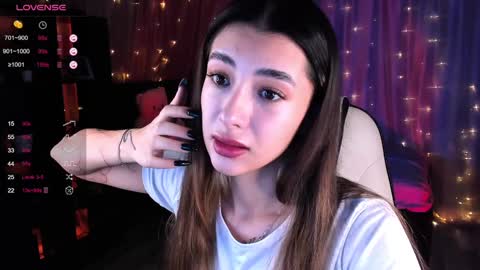 Belle online show from 12/28/24, 04:41