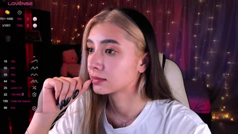 Belle online show from 01/17/25, 07:30