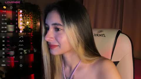 Belle online show from 09/15/25, 04:12