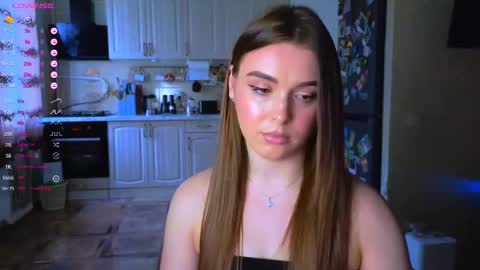 Snapshot of darlina_ryan chatting on 06/09/26, 03:23 Darlina online show from 06/09/26, 03:23