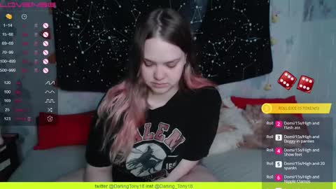 Snapshot of darling_tony18 chatting on 02/20/25, 05:51 darling_tony18 online show from 02/20/25, 05:51