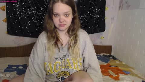 Snapshot of darling_tony18 chatting on 09/24/25, 11:13 darling_tony18 online show from 09/24/25, 11:13