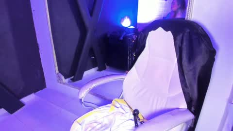 Darling online show from 02/24/25, 03:42