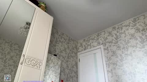 D online show from 10/18/25, 08:59