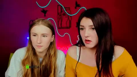 Snapshot of darly_honey chatting on 04/16/26, 11:22 darly honey online show from 04/16/26, 11:22