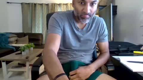 darryl43321 online show from 10/10/25, 06:18