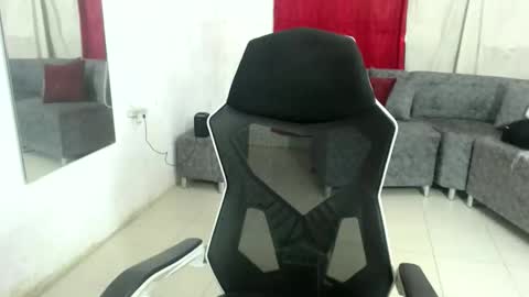 Snapshot of darsha_1 chatting on 02/16/26, 04:03 Darsha online show from 02/16/26, 04:03