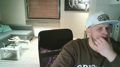 Snapshot of dartanjanas chatting on 11/07/25, 11:05 Dario online show from 11/07/25, 11:05