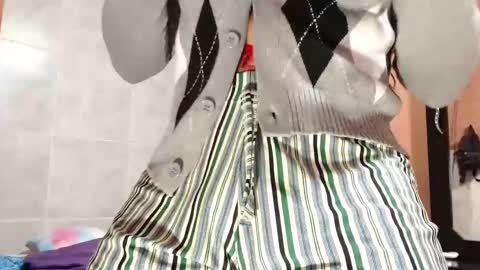 darwin_x online show from 09/12/25, 11:43