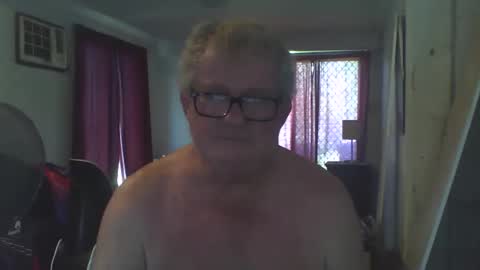 Snapshot of darwincock chatting on 02/23/25, 03:45 darwincock online show from 02/23/25, 03:45