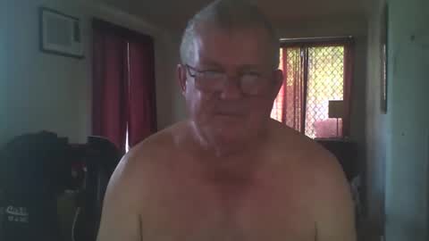 Snapshot of darwincock chatting on 12/20/25, 10:17 darwincock online show from 12/20/25, 10:17