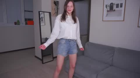 Dasha online show from 04/06/26, 04:52