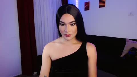 dashly_queen1 online show from 05/25/26, 06:58